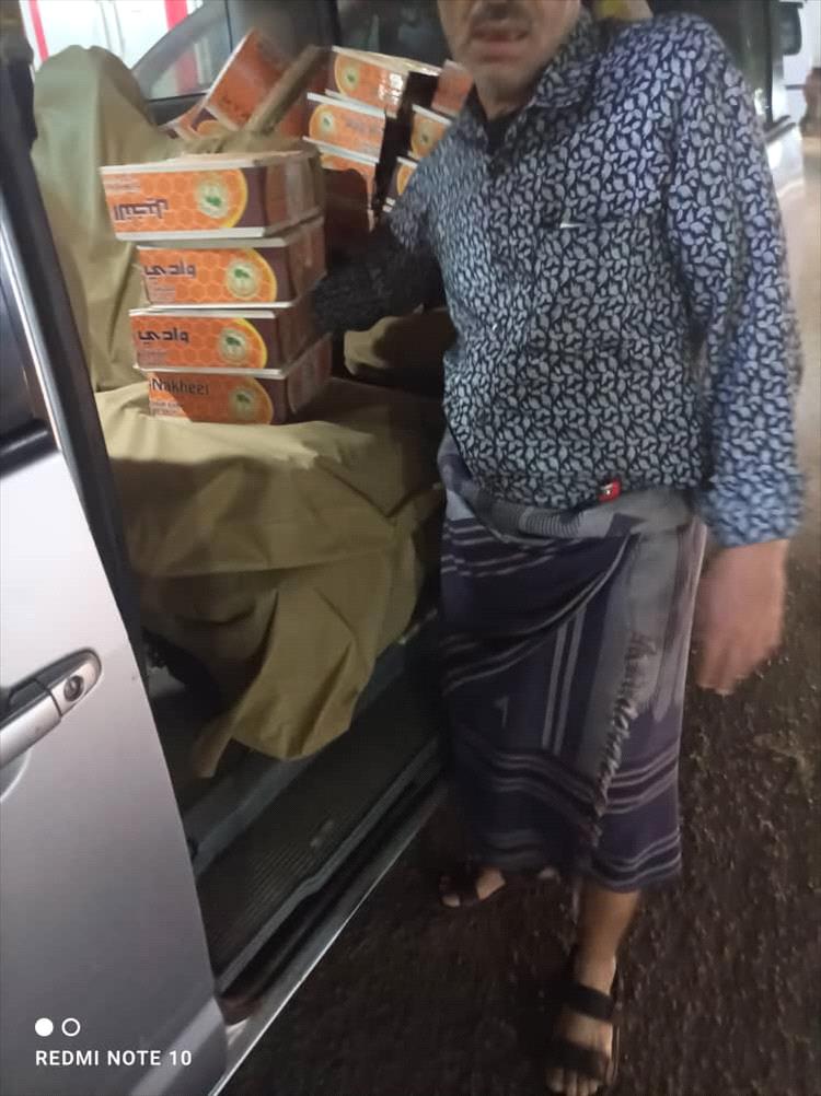 عدن.. تدشين مشروع "تمرة إفطار" برعاية الفريق أول ركن طارق صالح