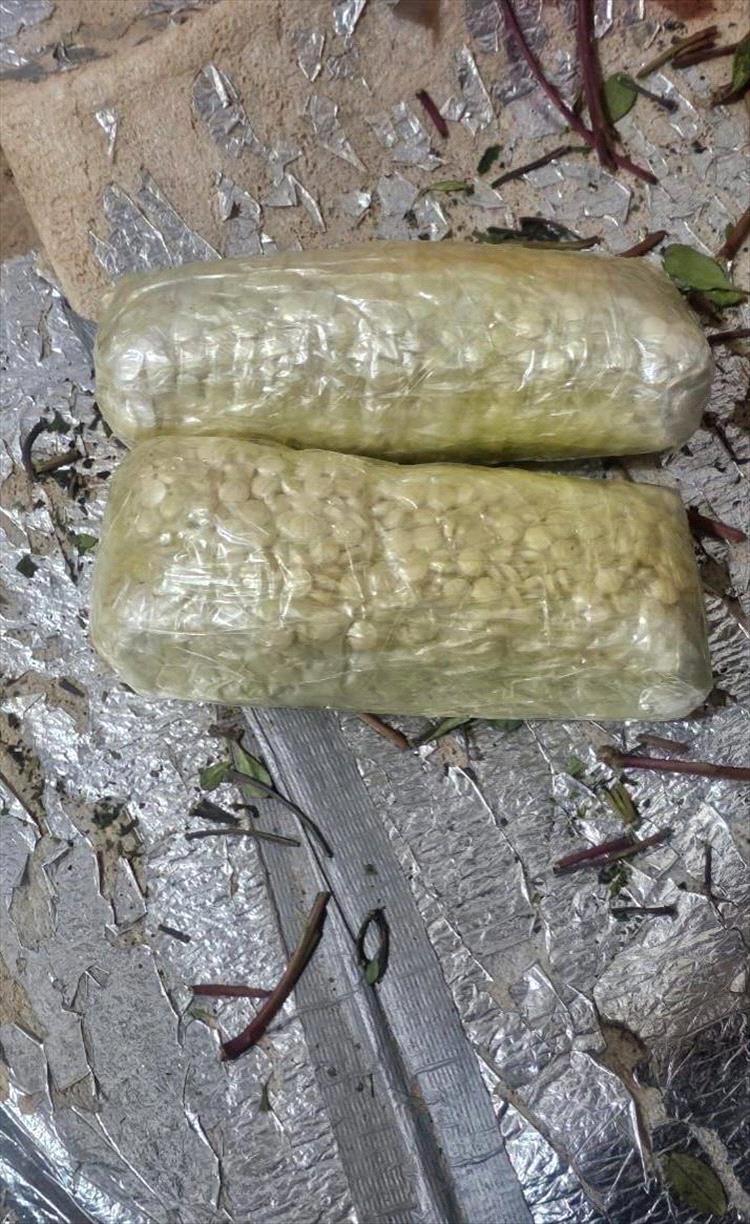 كتيبة منفذ الوديعة تُحبط محاولة تهريب آلاف حبوب الكبتاجون