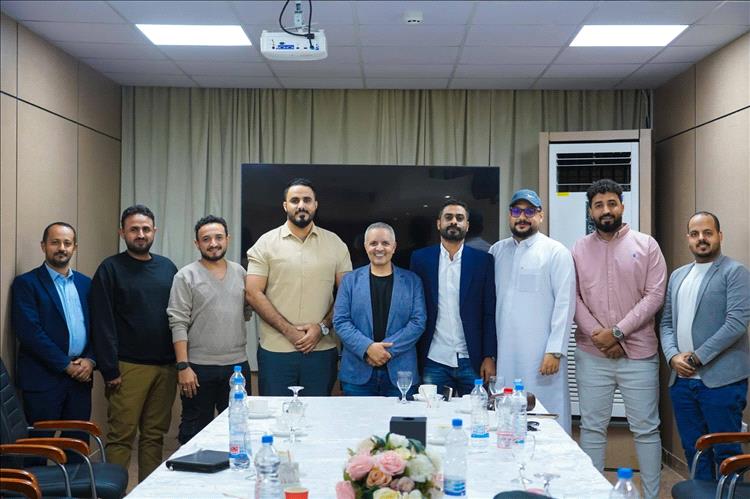 قيادة المجلس العزّابي تلتقي وزير الشؤون الاجتماعية والعمل مختار اليافعي في العاصمة عدن