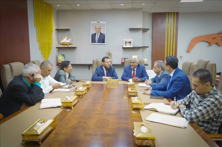 شيخ و باسلمة يناقشان سُبل تعزيز العمل الإداري للسلطة المحلية وتمكينها اقتصادياً وتنموياً