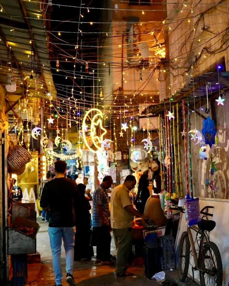 رمضان في عدن.. طقوس ترحيب عتيقة وروحانيات متوارثة حتى لحظة الوداع