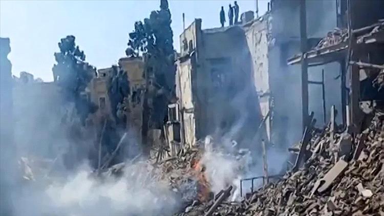 مصدر إيراني يقر.. "قادة بالحرس الثوري ومسؤولون سياسيون قتلوا"