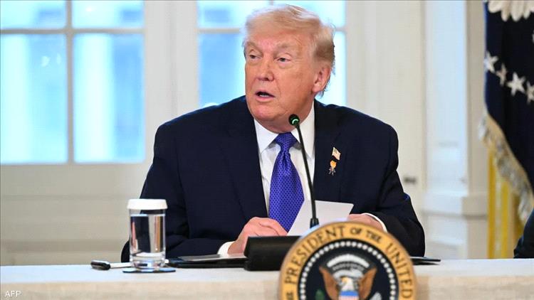 مستشار ترامب يكشف الهدف الأساسي لتحركات واشنطن في اليمن