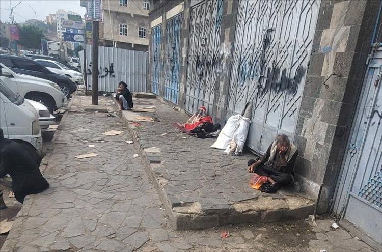 سكان صنعاء يستقبلون 2026 بالجوع والديون وانسداد الأفق