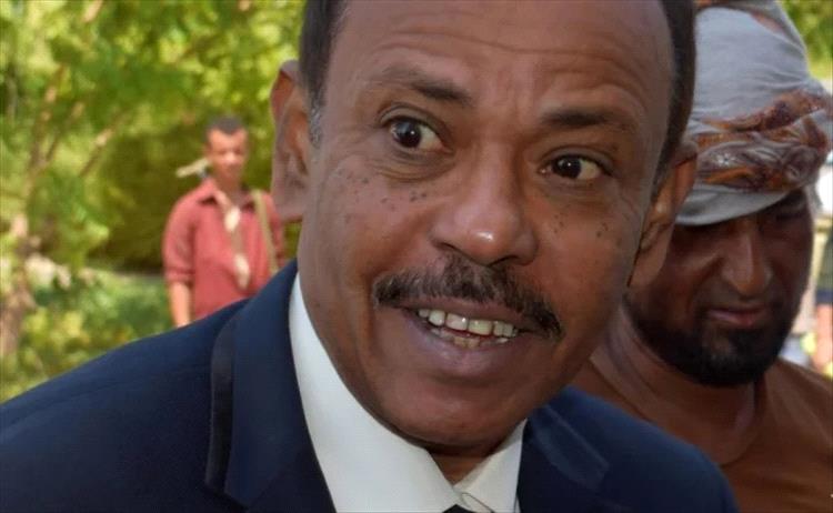 صحيفة سعودية تفجرها: الإمارات اغتالت اللواء جعفر بمفخخة للسيطرة على عدن