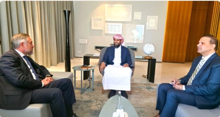 المحرّمي يبحث مع سفير الاتحاد الأوروبي سبل تعزيز الشراكة ودعم الاستقرار في اليمن