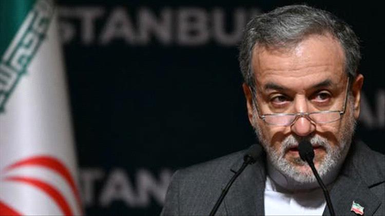 عراقجي يحذر ترمب من تكرار "أخطاء الماضي" وينفي وجود خطط لإعدام المتظاهرين