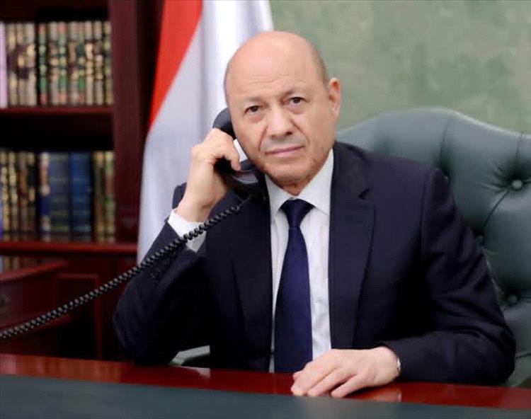 رئيس مجلس القيادة يطلع على الأوضاع في محافظات شبوة وأبين ولحج