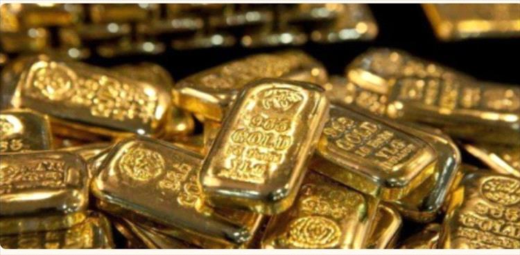 الذهب ينخفض مع جني الأرباح وتراجع الطلب على الملاذ الآمن