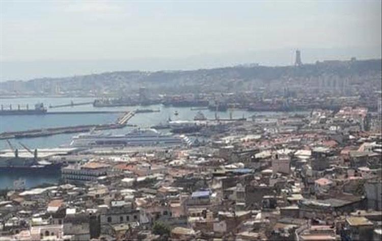 وزير السكن الجزائري يثير الجدل بتصريحات حول استبعاد المشاريع الجديدة من العاصمة