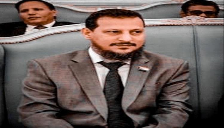 محافظ عدن ومدير الأمن يعودان من الرياض