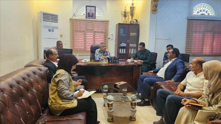 اللجنة الوطنية للتحقيق تلتقي مدير أمن ساحل حضرموت لمناقشة مستجدات الأوضاع الحقوقية