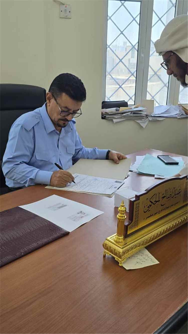 بين الممرات لا خلف المكتب العميد صالح عاطف يجسد نموذج المسؤول القريب من المواطن