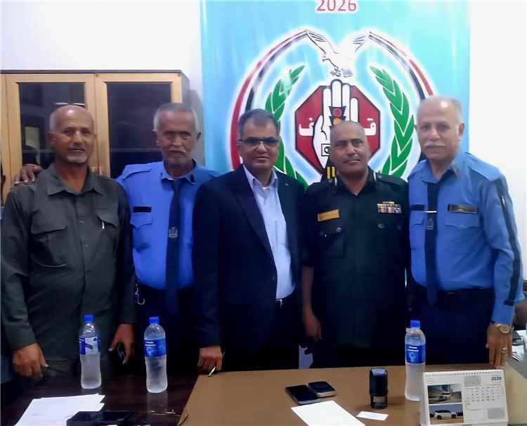 إدارة أمن عدن تشرف على مراسم التسليم والاستلام لتولي قيادة إدارة شرطة السير