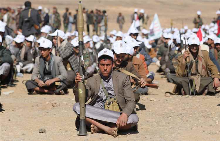احتقان متصاعد يهز الحواضن القبلية للحوثيين في عمران والجوف