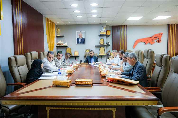 مجلس إدارة صندوق النظافة يناقش أداء النصف الأول من العام ويقر عدداً من المناقصات
