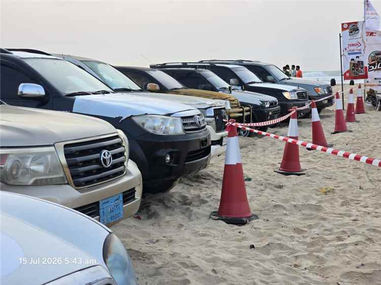بدعم من قوات التحالف العربي.. فريق ساند التطوعي يدشن جهوزيته لموسم البلدة 2026 بـ17 سيارة للإنقاذ في شواطئ المكلا