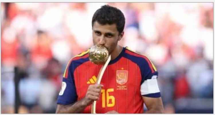 مورينيو يضع رودري على رأس أولوياته ويبلغ رئيس ريال مدريد بسرعة ضمه
