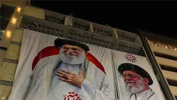 إزالة صورة خامنئي في كربلاء تشعل جدلا سياسيا بالعراق
