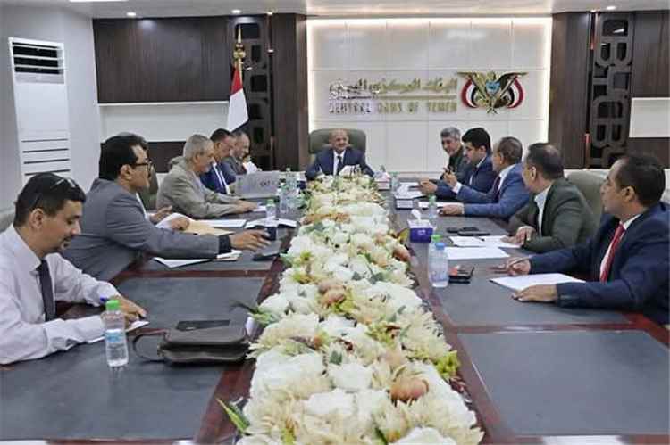 اللجنة الوطنية لتنظيم وتمويل الاستيراد تعقد اجتماعها السادس برئاسة محافظ البنك المركزي