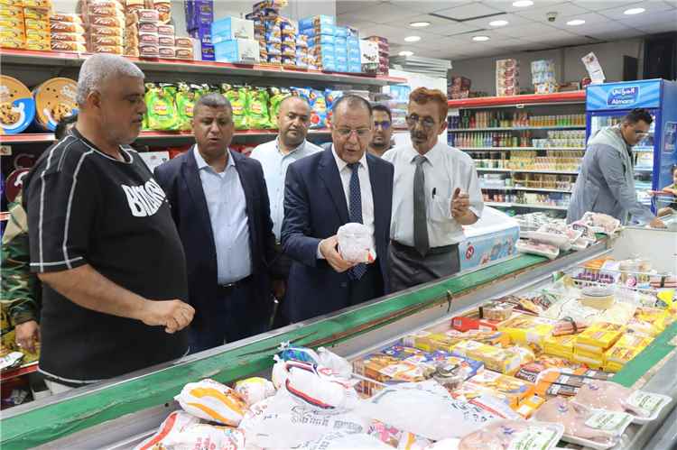 وزير الصناعة والتجارة يؤكد على الانضباط الوظيفي ومكافحة الفساد ويشدد على تكثيف الرقابة الميدانية لحماية الأسواق