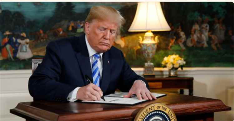 الرئيس الامريكي يوقع مرسوماً لتعديل رسوم واردات الصلب والألمنيوم والنحاس