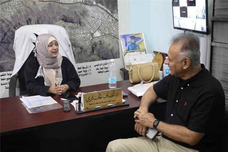 الجاوي يطلع على التجهيزات لبدء ترميم المجمع الصحي بالمعلا