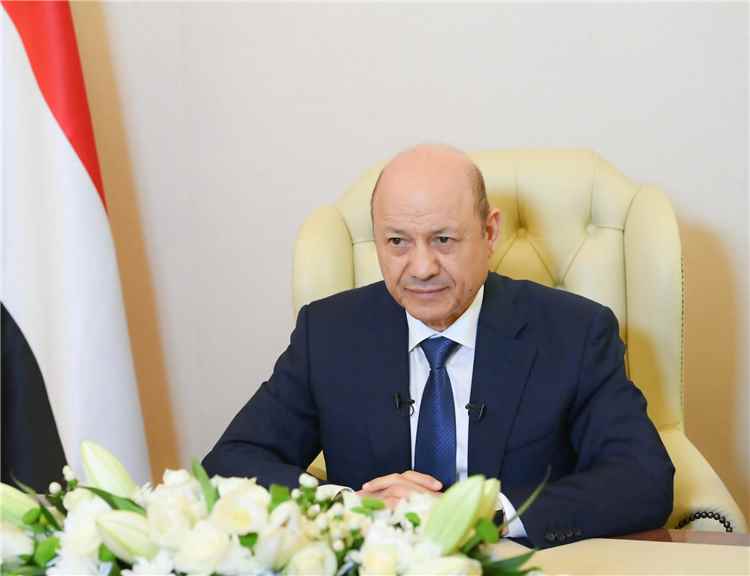 اللواء عبدالرحمن اللحجي يلتقي رئيس مجلس القيادة الرئاسي ويعزي في وفاة الرئيس الأسبق عبدربه منصور هادي