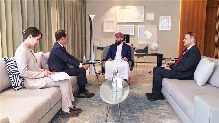 ‏المحرّمي يلتقي سفير اليابان ويؤكد أهمية الشراكة التنموية لتعزيز مسار التعافي