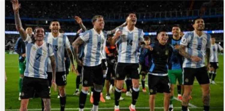 غضب عارم في بعثة منتخب الأرجنتين بسبب تسريب بياناتهم الشخصية