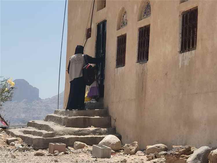 شبوة.. الباحثات الميدانيات يواصلن تنفيذ الجولة الثانية من مسح ميزانية الأسرة 2026 بمديرية حبان