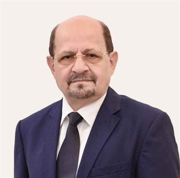 رئيس الوزراء يصدر حزمة قرارات لتعزيز الإصلاحات المالية وتطوير أداء المؤسستين الضريبية والجمركية