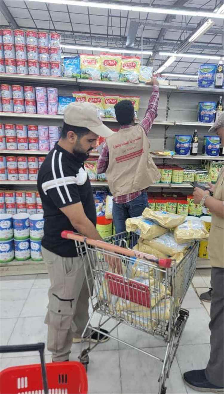 استجابةً لبلاغات المستهلكين.. ضبط وتحريز "حليب مشطوب تاريخ الصلاحية" في حملة رقابة وضبط بالمنصورة