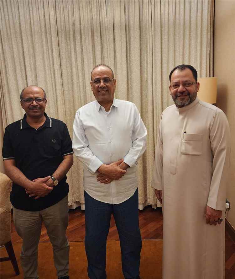الميسري يبحث مع وزيري النفط والكهرباء الأوضاع الخدمية ومستجدات الحوار الجنوبي