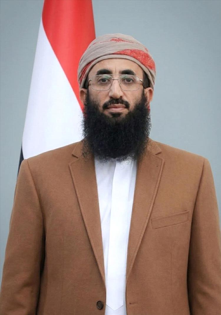 وزير الأوقاف: أمن المملكة جزء لا يتجزأ من أمن اليمن والوقوف معها التزام شرعي تحكمه روابط العقيدة والمصير المشترك