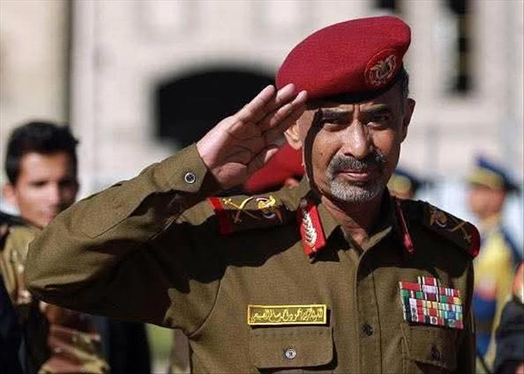 محمود الصبيحي يدعو  لعدم رفعه صوره في الشوارع أو الأماكن العامة