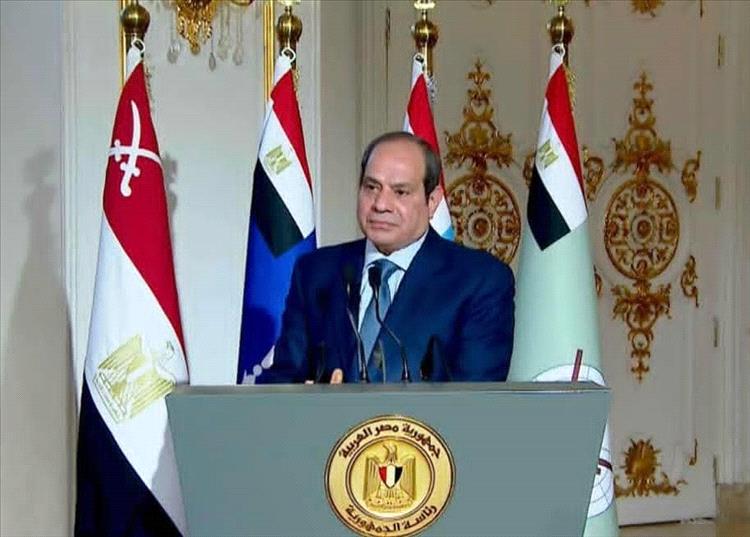 السيسي يوجه بدراسة إحالة "مافيا الأسعار" للقضاء العسكري لمواجهة تداعيات الحرب