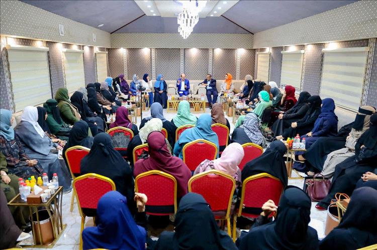 رئيس الوزراء يجدد التزام الحكومة بتمكين المرأة وتعزيز مشاركتها في مواقع صنع القرار