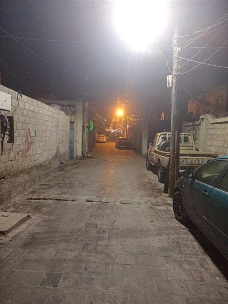 بتوجيهات مدير عام خورمكسر… استمرار أعمال صيانة كشافات الإنارة وتركيب كشافات LED في عدد من الأحياء