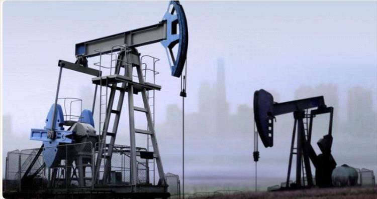أسعار النفط تنخفض 9 بالمائة