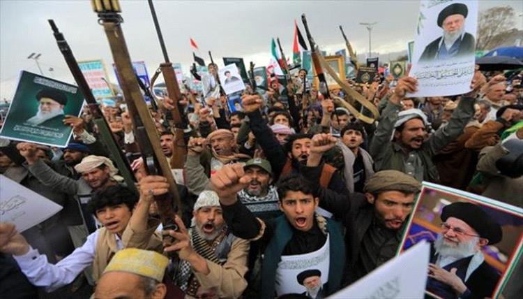 «الحوثي» يتخذ قرار الحرب مع إيران.. وساعة الصفر «مسألة وقت»