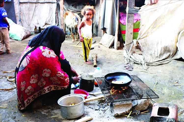 الحرب والغلاء يبددان تنوع المائدة الرمضانية في اليمن