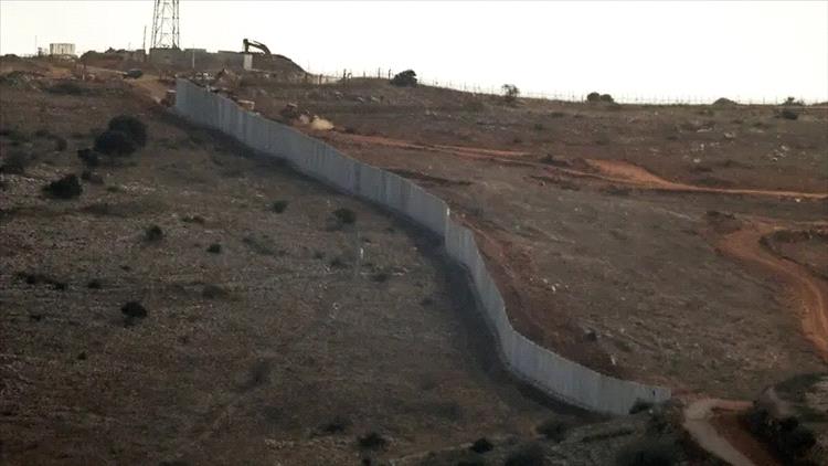 الجيش الإسرائيلي يعلن بدء عمليات بريّة "محددة" ضد حزب الله في جنوب لبنان