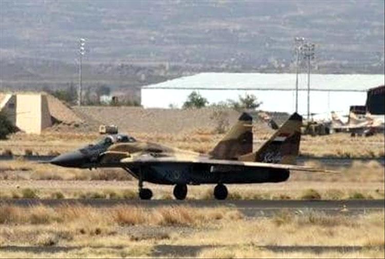 طائرة مقاتلة حوثية تخترق الأجواء الحكومية وتعود إلى صنعاء دون اعتراض