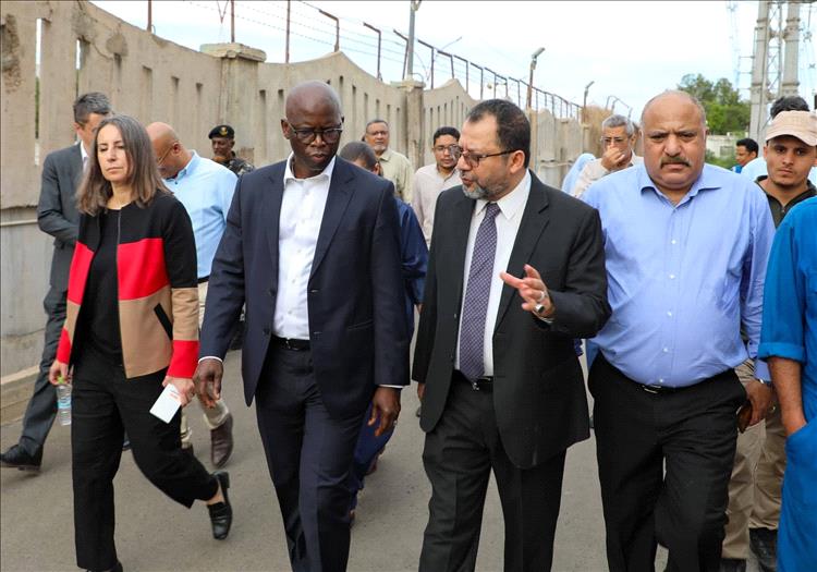 وزير الكهرباء  و نائب رئيس البنك الدولي يتفقدان محطة الحسوة ويستعرضان احتياجاتها الفنية