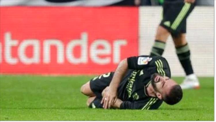 ريال مدريد يعلن إصابة كارفخال وغيابه عن مباراة إسبانيول