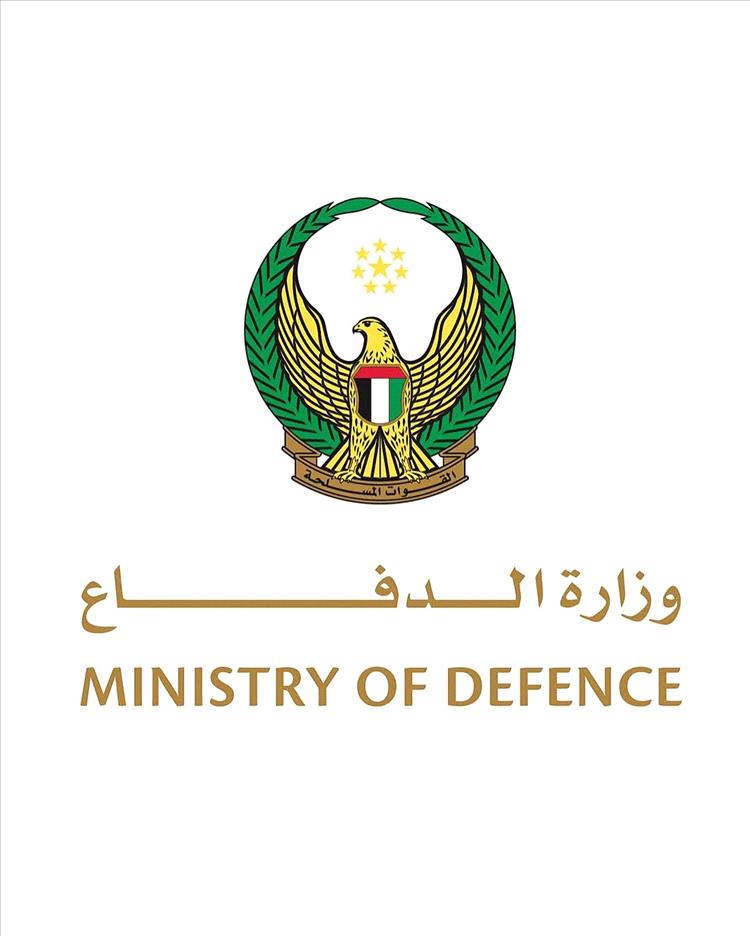 الدفاعات الجوية الإماراتية تتصدى لتهديدات صاروخية ومسيرة قادمة من إيران