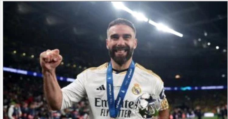 ريال مدريد يصدم كارفاخال ويقرر عدم تجديد عقده