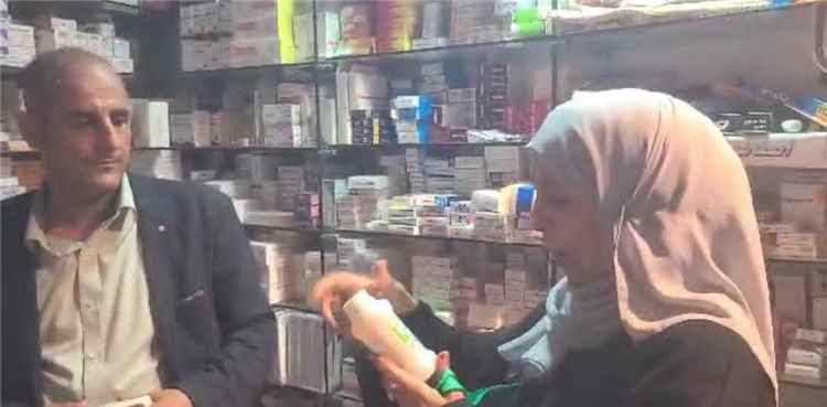 مدير صيدلة عدن يحذرملاك الصيدليات عدم صرف أدوية المؤثرات العقلية الا بوصفة طبية معتمده