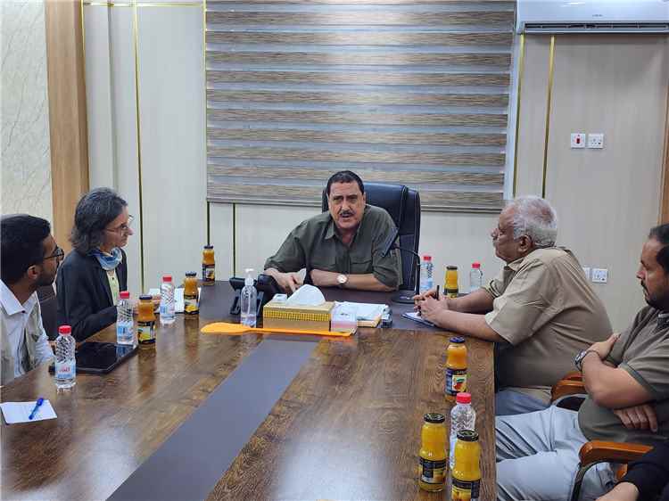 مدير أمن العاصمة عدن يبحث مع سفيرة فرنسا تعزيز التعاون الأمني ودعم مشاريع التطوير